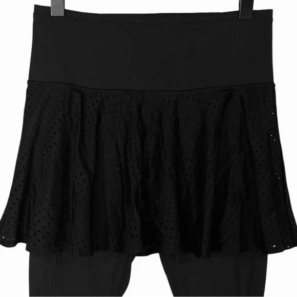 ATHLETA A Game 2 in 1 Crop Tight size Small in Black - Picture 7 of 12